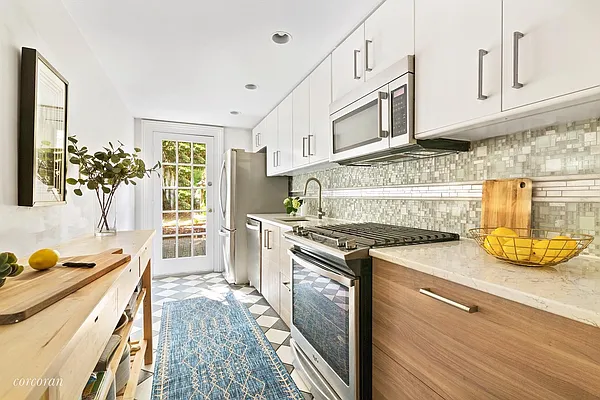 Sold by Corcoran | media 3