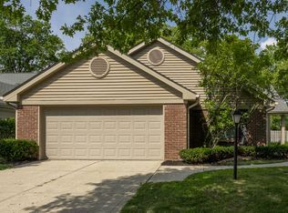 8752 Saddle Ct, Indianapolis, IN 46256