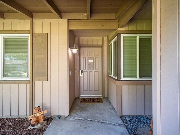 5th image of 970 Graywood Cir