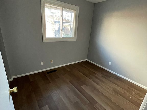 4th image of 4432 Natchez Ave