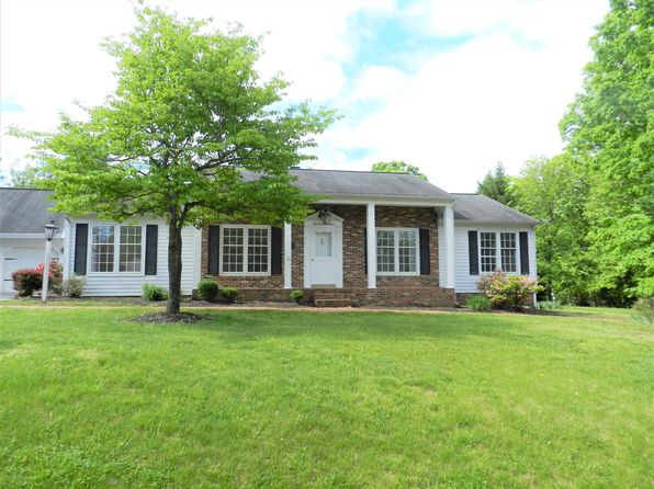 108 Wilderness Ln