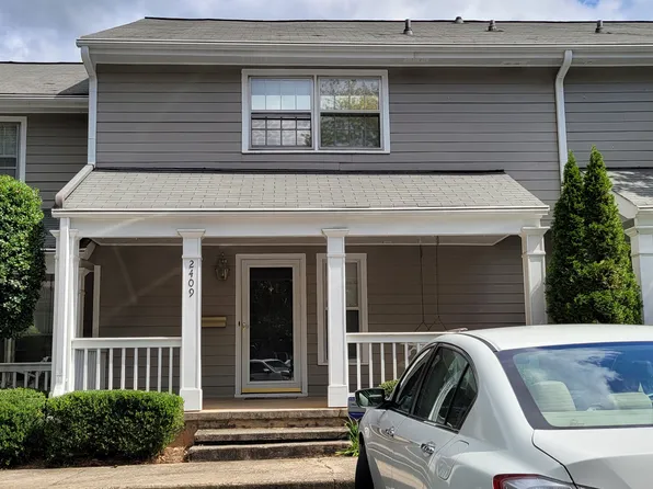 2409 Farmstead Cir SE, Smyrna, GA 30080