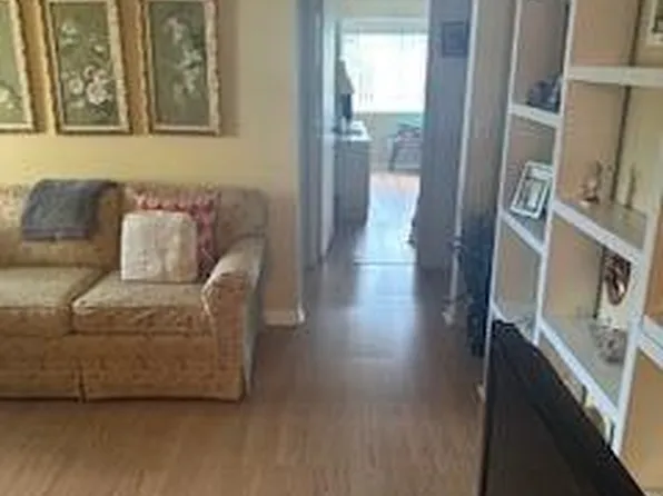313 Pine Ridge Circle #C-2, Greenacres, FL 33463