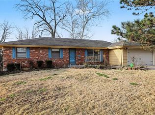 717 W 101st St, Kansas City, MO 64114