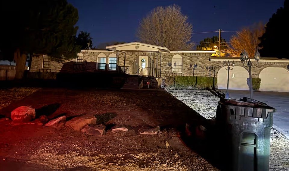 1st image of 609 Carreta Rd
