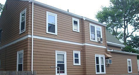 more windows on the other side...