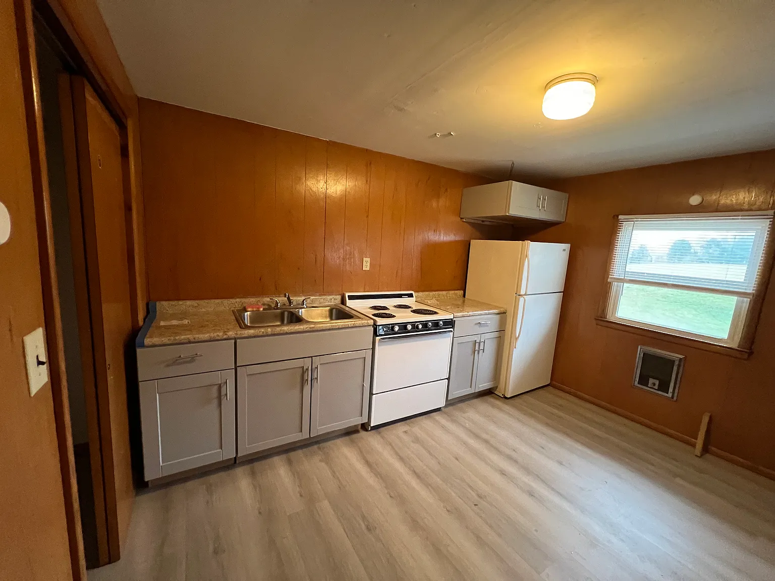 1 bed, 550 sqft, $550 — Photo 1