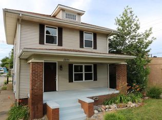 1225 W 6th St, Mishawaka, IN 46544