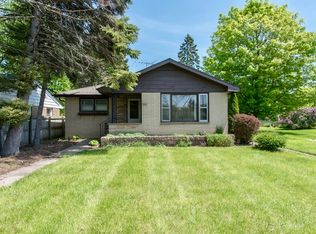 2559 Galilee Ave, Zion, IL 60099