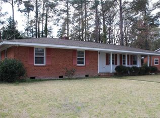 107 Best Dr, Lumberton, NC 28358