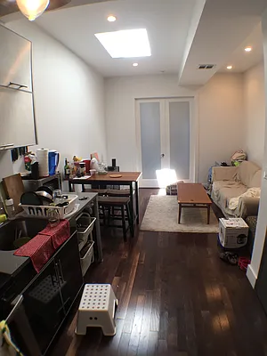 Rented by P Management | media 2