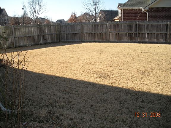 huge backyard, corner lot