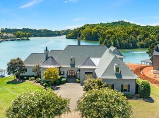 255 Bay Pointe Rd, Vonore, TN 37885