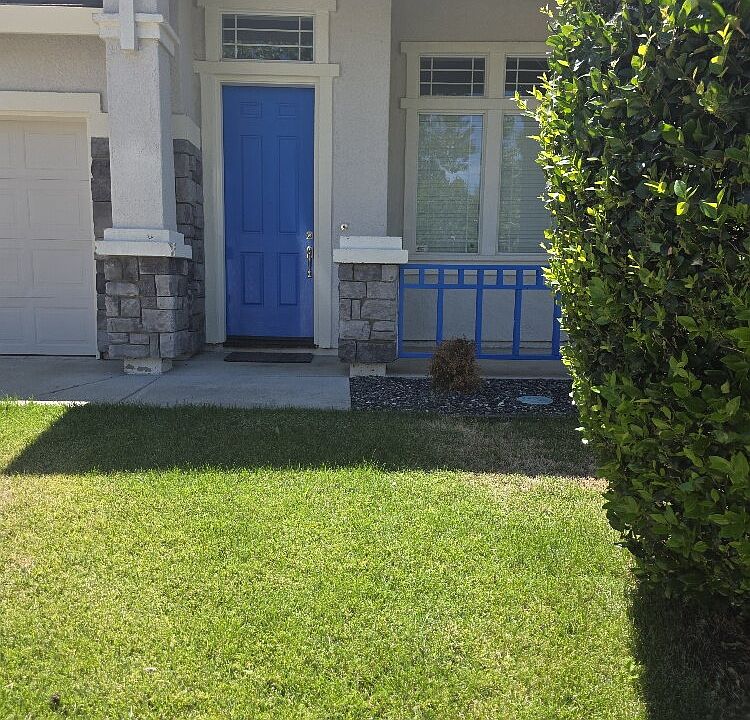 1st image of 249 Oxburough Dr
