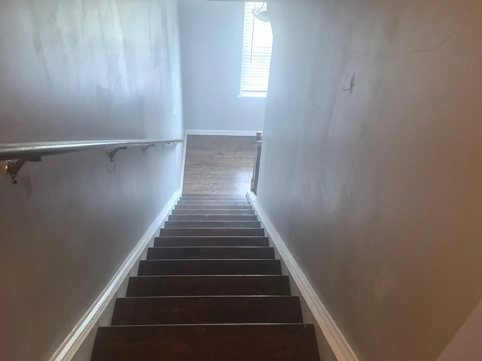 3 bed, 1854 sqft, $2,450 — Photo 3