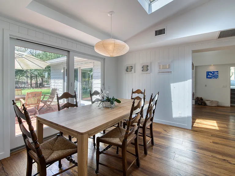 194 Woodbine Dr — Photo 5
