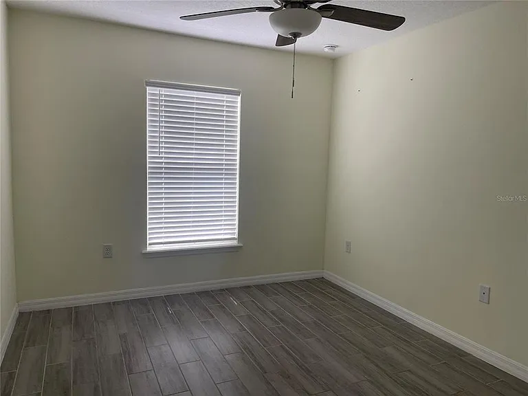 208 Missouri Ave — Photo 12