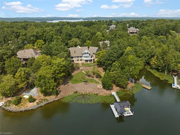 140 Freeman Hl, New London, NC 28127