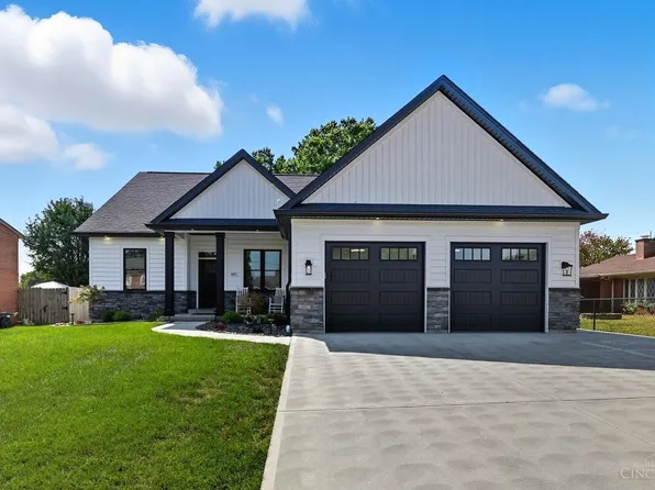 4191 Turf Ln, Cincinnati, OH 45211