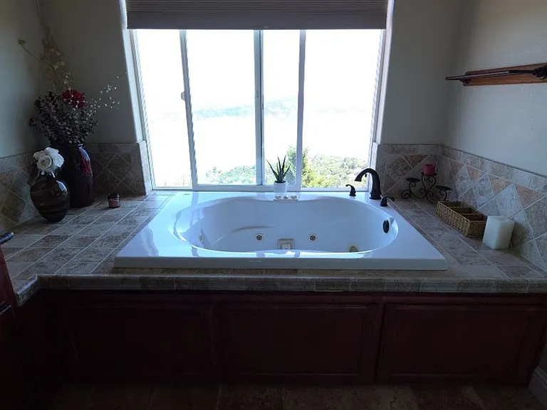 8115 Mountain Crest Dr — Photo 10