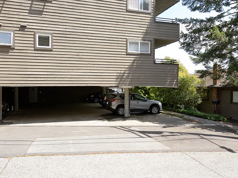 3809 Whitman Ave N #11 — Photo 29