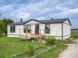 220 Split Rail Cir, Ponder, TX 76259