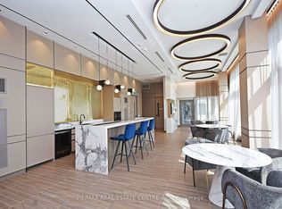 4655 Metcalfe Ave #103, Mississauga, ON L5M0Y3