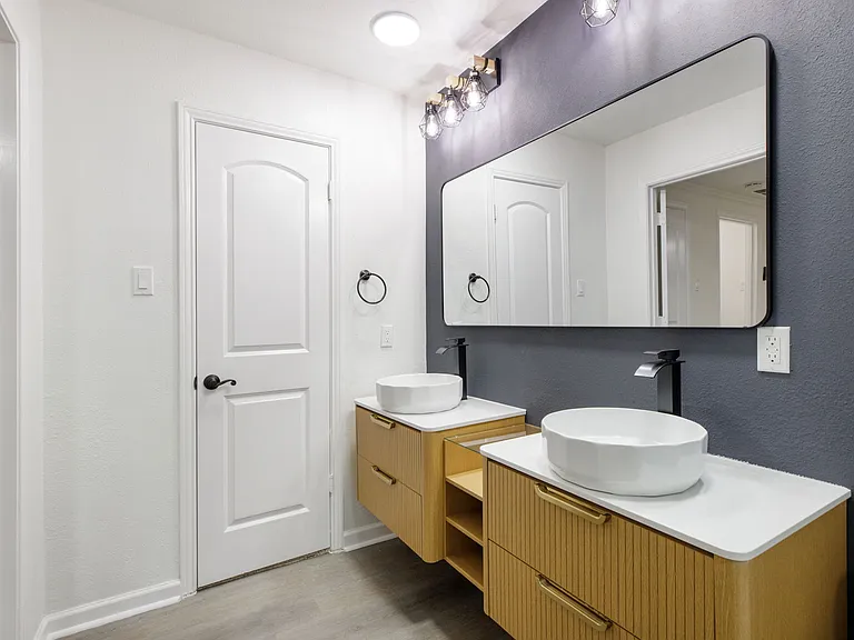 10922 Ferndale Rd — Photo 10