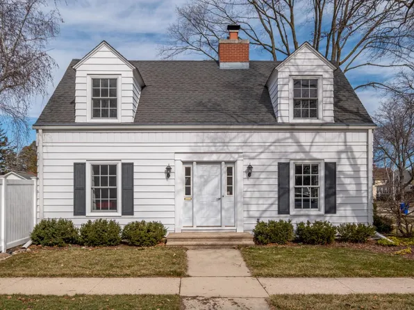 7618 5th AVENUE, Kenosha, WI 53143