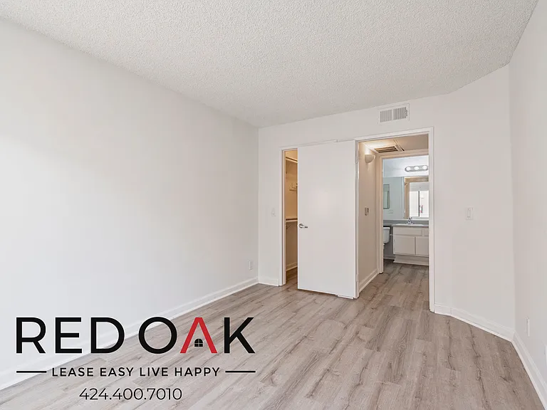 2724 Abbot Kinney Blvd #215 — Photo 16
