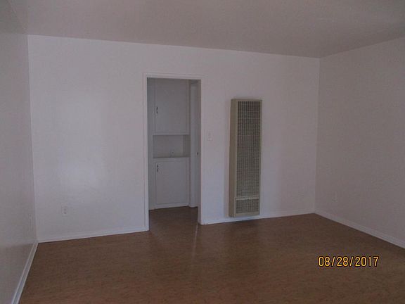 3rd image of 3751 Herman Ave