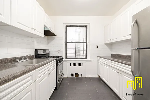 Rented by The Syper Group | media 14