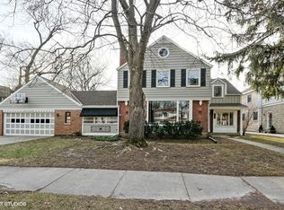 2133 Greenwood Ave, Wilmette, IL 60091