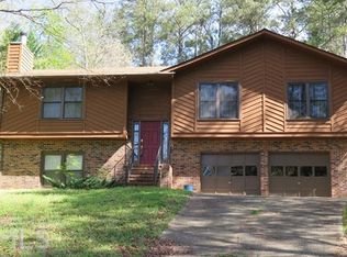 5128 Whispering Pines Dr, Gainesville, GA 30504