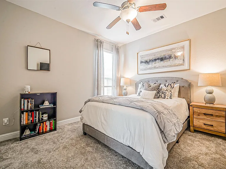 9507 Carson Ln — Photo 11