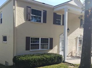 68 Chapel Dr, Pittsburgh, PA 15237