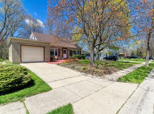 5755 Eldon St, Greendale, WI 53129