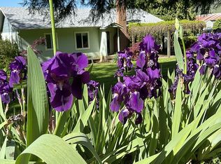 9216 Lookingglass Rd, Roseburg, OR 97471