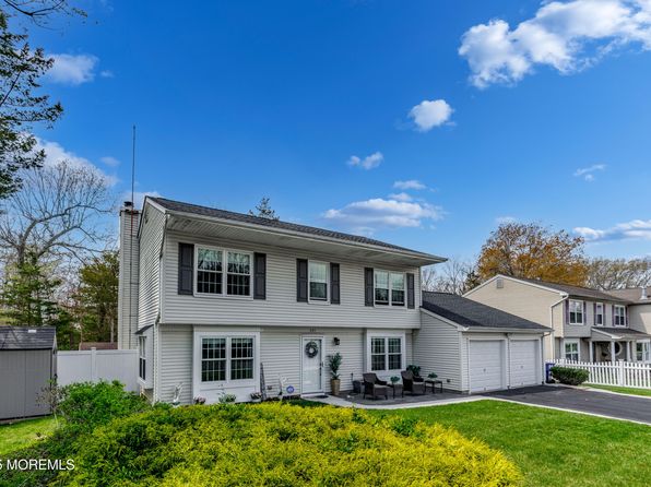 601 Weston Drive, Toms River, NJ 08755