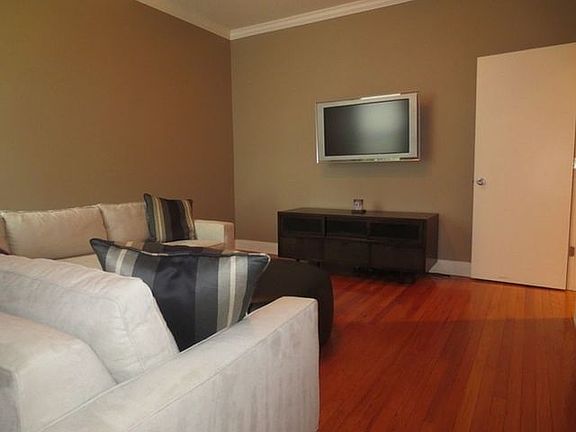 5th image of 1327 W Albion Ave #3