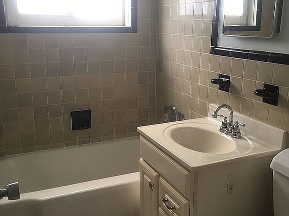Full bath