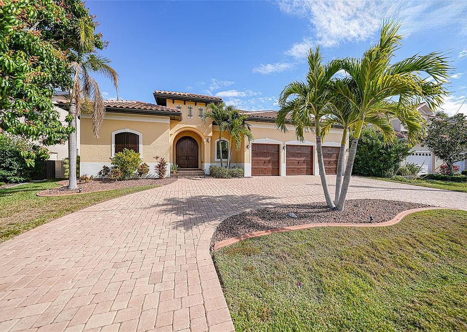 1st image of 166 Hibiscus Dr