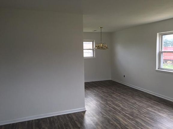 2nd image of 1608 Mayo Dr NW
