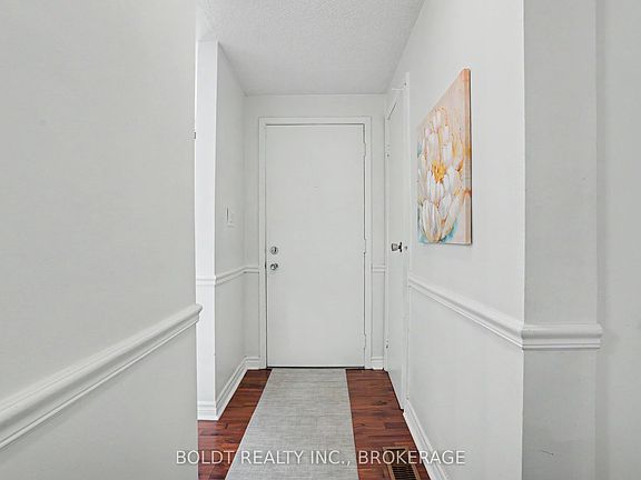 2nd image of 242 Lakeport Rd #52