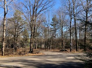 Elk Dr, Blakeslee, PA