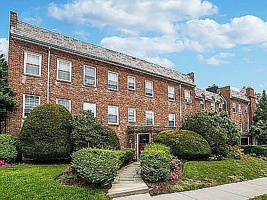 39 Commonwealth Ave APT 31