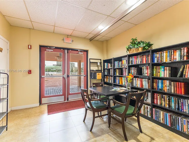2861 Leonard Dr #F503 — Photo 35