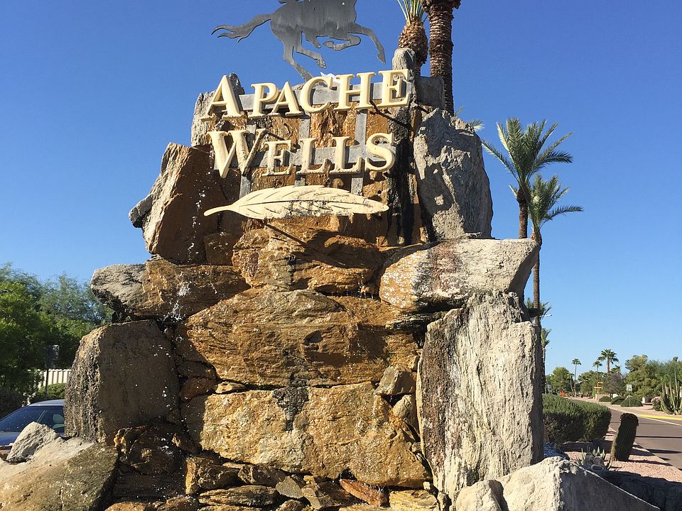 Entrance to community