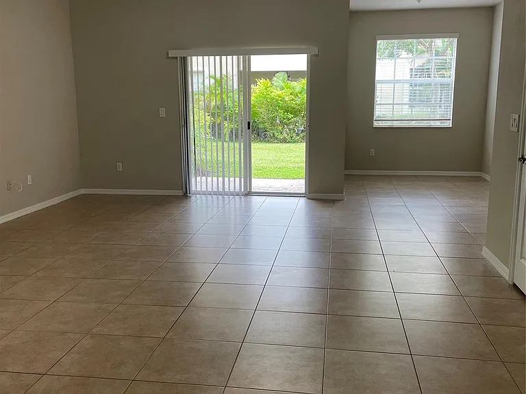 9076 Preston Pl #9076 — Photo 12