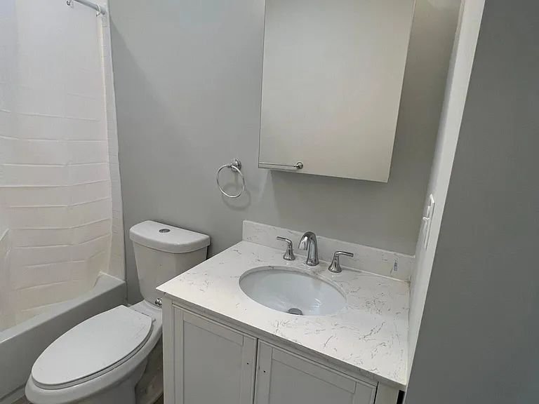 81 Pearl St #3 — Photo 10